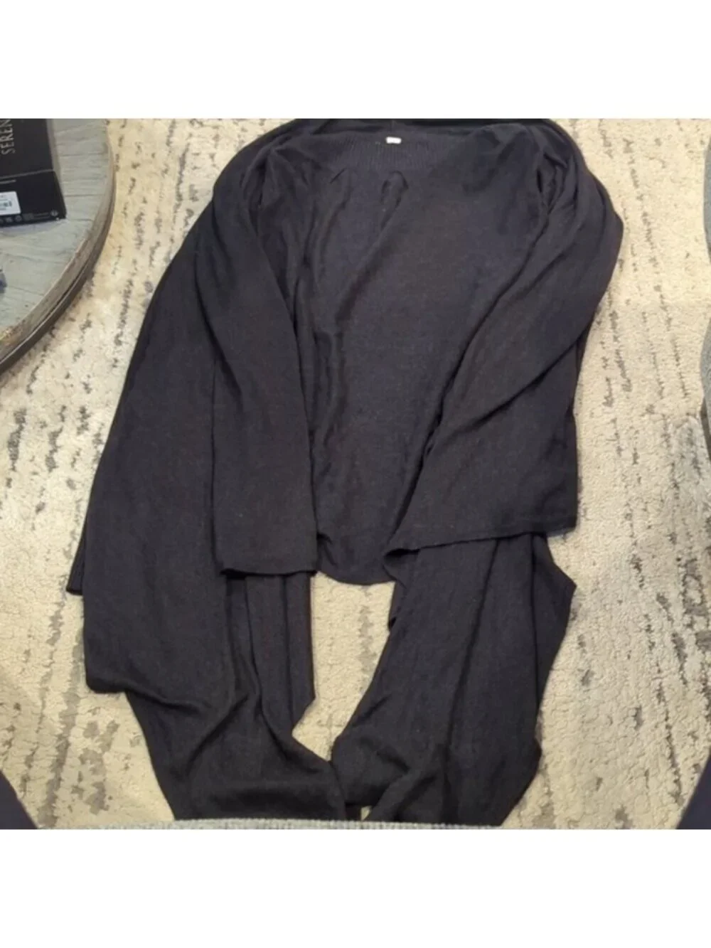 Lululemon Universal Wrap Black